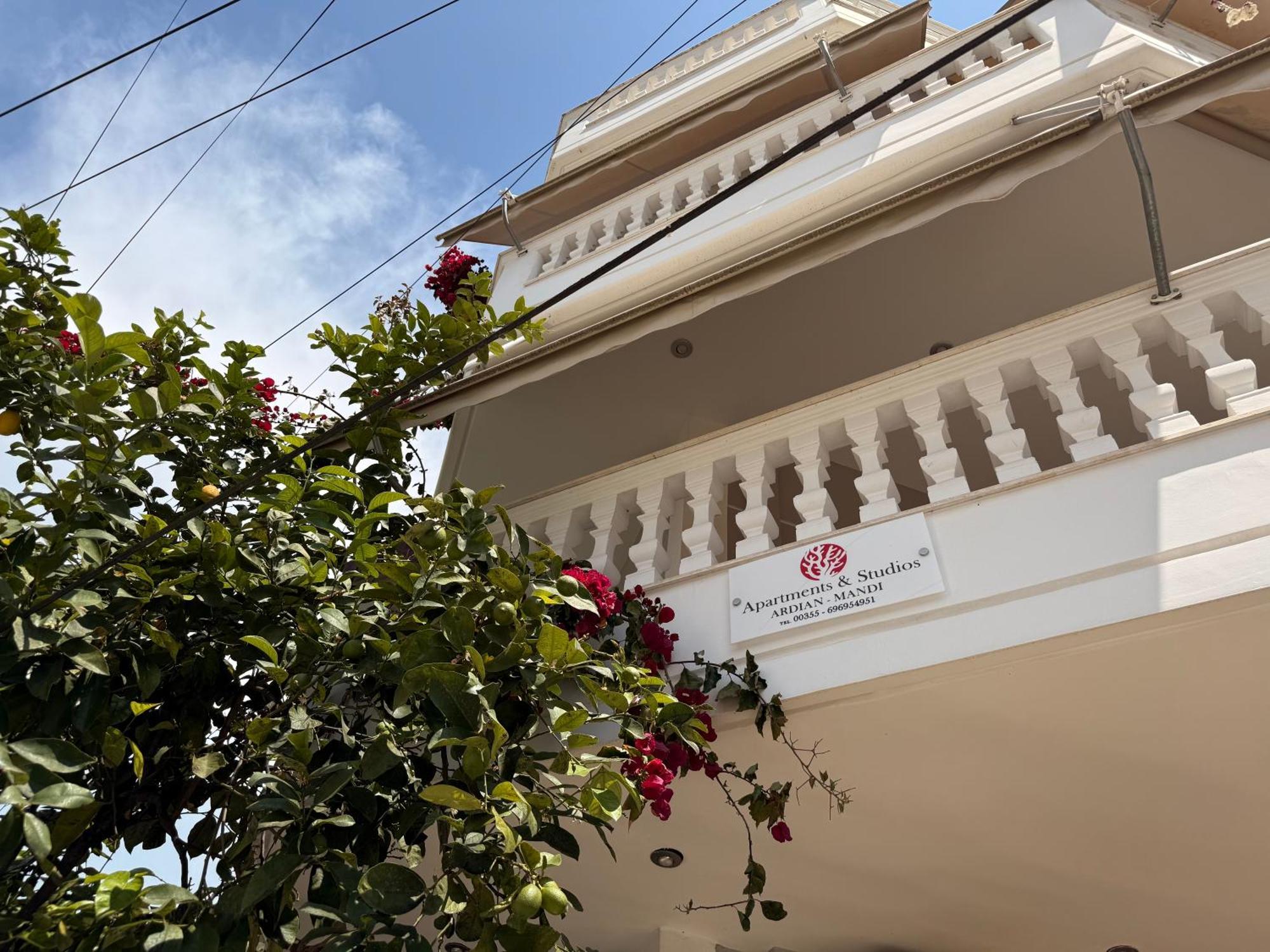 Apartments & Studios Ardian-Mandi Sarande-Albania Экстерьер фото